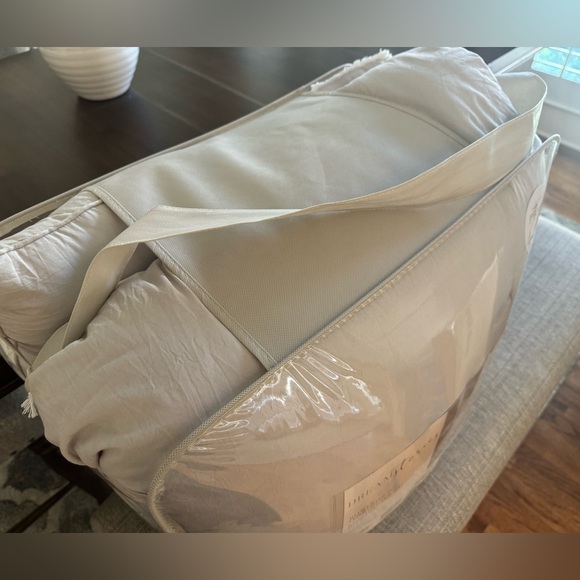 🎉LAST CHANCE🎉DREAM STORIES 10Pc Extra Soft Solid Comforter Set - Picture 8 of 15